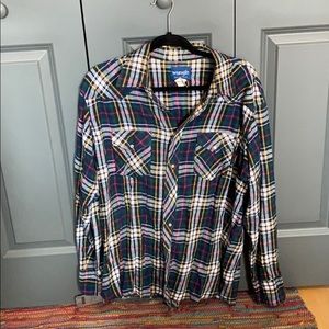 MOVING SALE! Wrangler button down XL multicolor